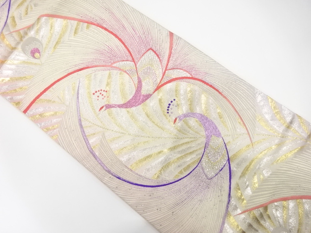 孔雀模様織り出し　袋帯